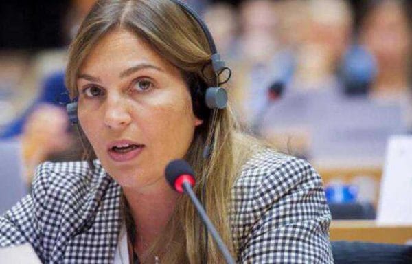 1593880209189-migranti__annalisa_tardino___m5s_e_pd_con_la_politica_sull_immigrazione_stanno_mettendo_a_rischio_il_paese__-e1658931321805