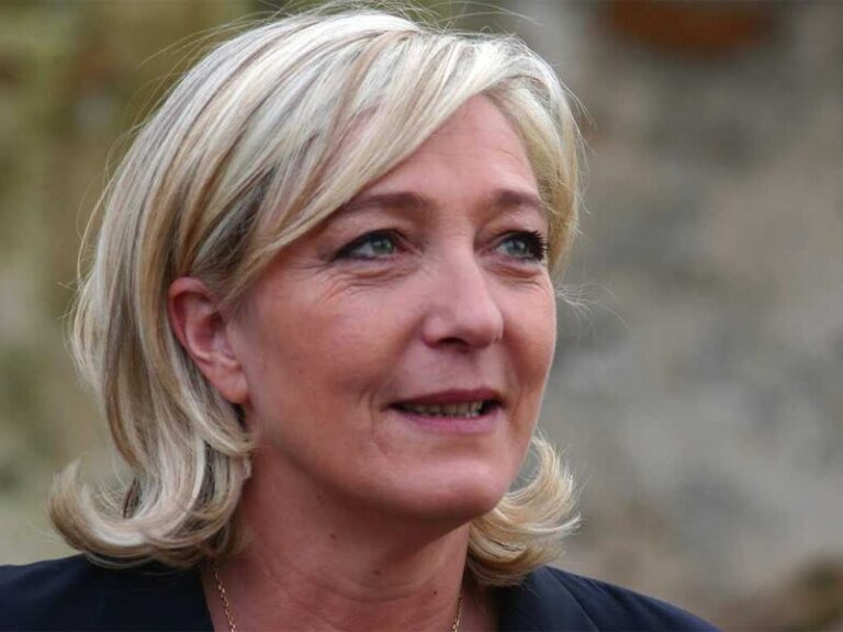 Elezioni. Le Pen, “bravi Meloni e Salvini. Il popolo italiano ha eletto un governo patriottico e sovranista”