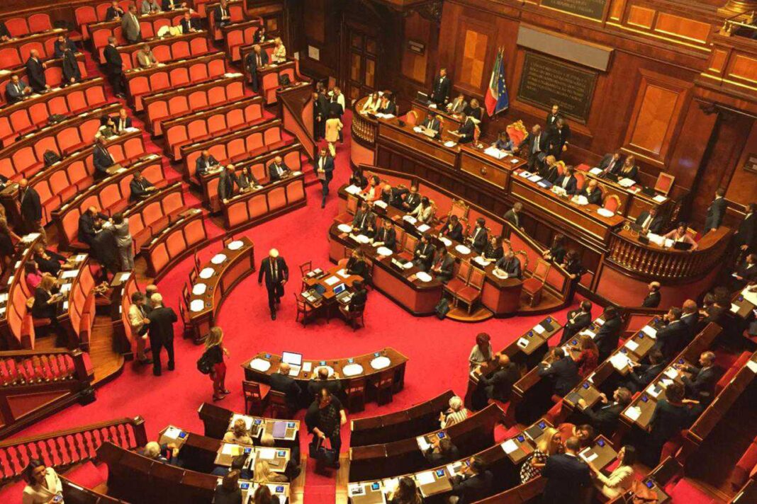 Senato_interno_alto_Foto_adn