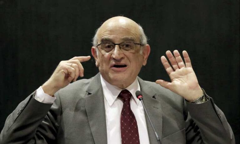 Alitalia. Efromovich, 3mld dal governo? Troppi. Dovrebbe venderla, ho i soldi