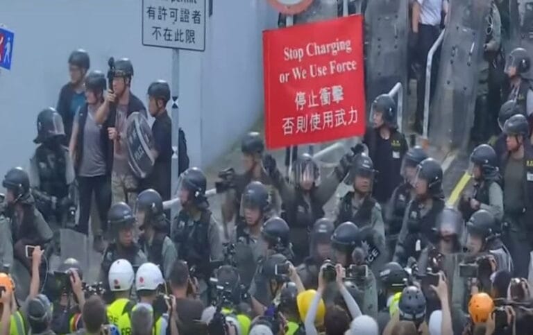 Hong Kong. Cina,  necessaria sicurezza nazionale, si a legge anti-secessione