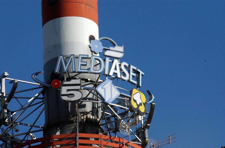 Mediaset. Assemblea approva trasferimento sede non fiscale in Olanda. Confalonieri, avanti su progetto internazionale
