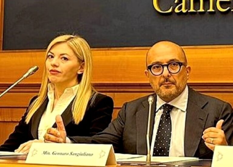 Caso Sangiuliano. Boccia indagata per violenza a corpo politico. Perquisita la casa, sequestrati gli occhiali smart