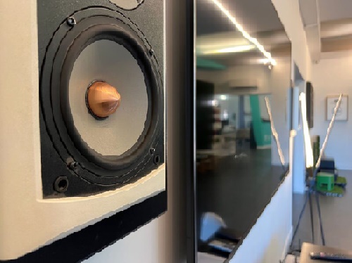 AUDIO